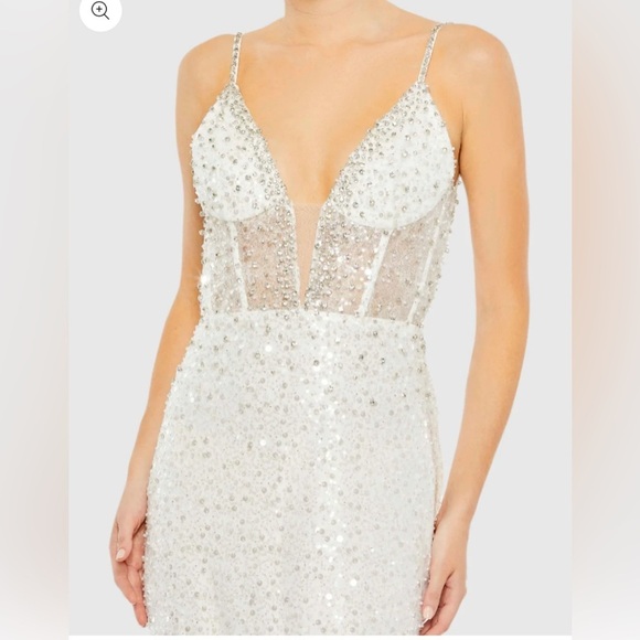 NWT | Mac Duggal 68175 White Embellished Neck Sleeveless Trumpet Gown Size 8 - Picture 3 of 13